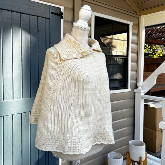 KARIZMA 100% Lamb Wool Cream Knit Poncho Sweater Women Size S/M - Picture 2 of 6